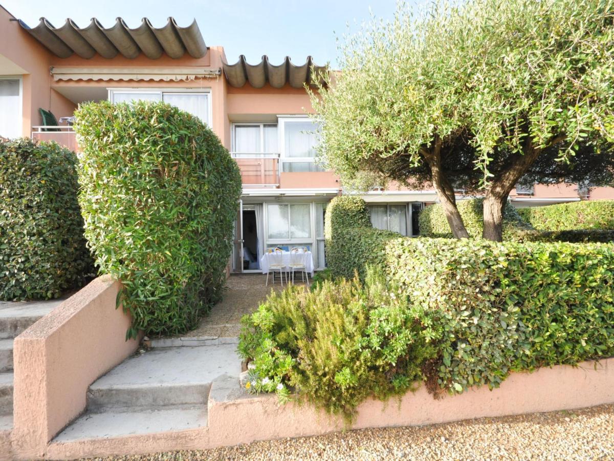 Apartment Les Jardins De La Mer-2 By Interhome Cavalaire-sur-Mer Bagian luar foto