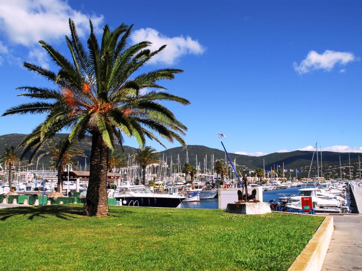 Apartment Les Jardins De La Mer-2 By Interhome Cavalaire-sur-Mer Bagian luar foto